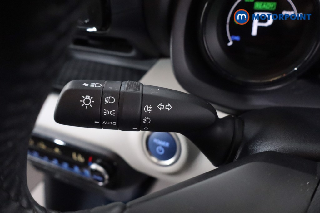 Toyota Yaris Excel Automatic Petrol-Electric Hybrid Hatchback - Stock Number (1638926) - 14th supplementary image