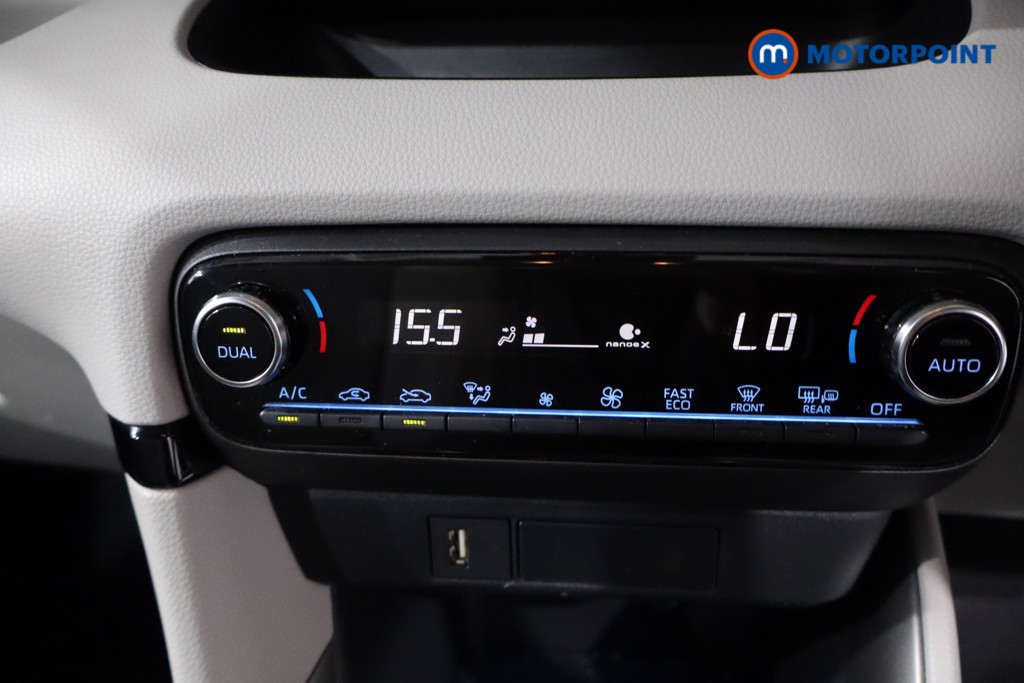Toyota Yaris Excel Automatic Petrol-Electric Hybrid Hatchback - Stock Number (1638926) - 19th supplementary image