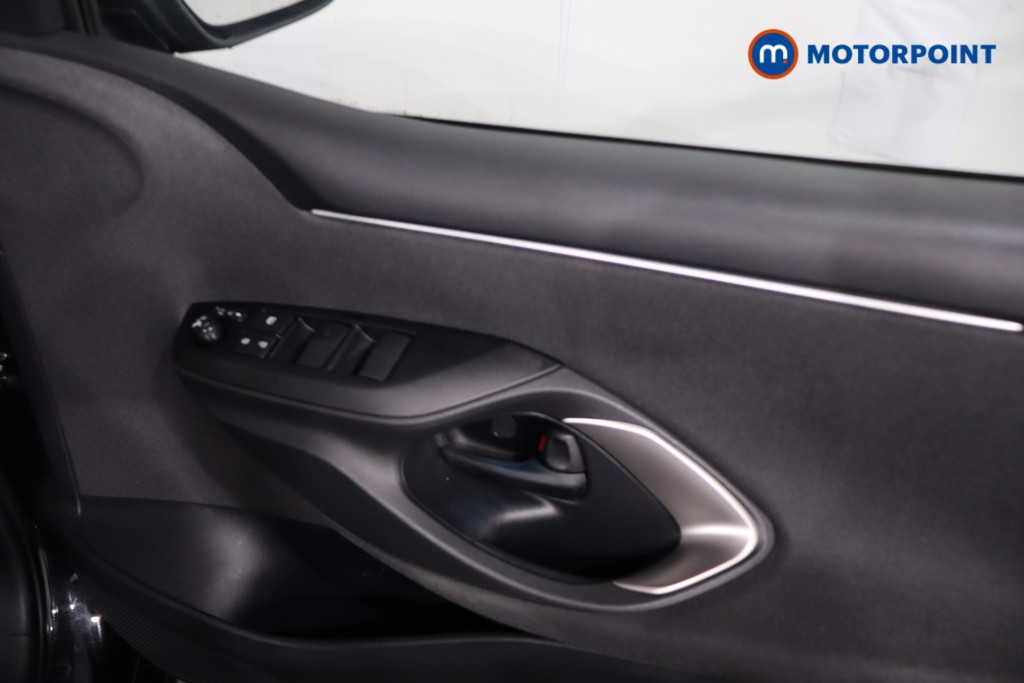 Toyota Yaris Excel Automatic Petrol-Electric Hybrid Hatchback - Stock Number (1638926) - 28th supplementary image