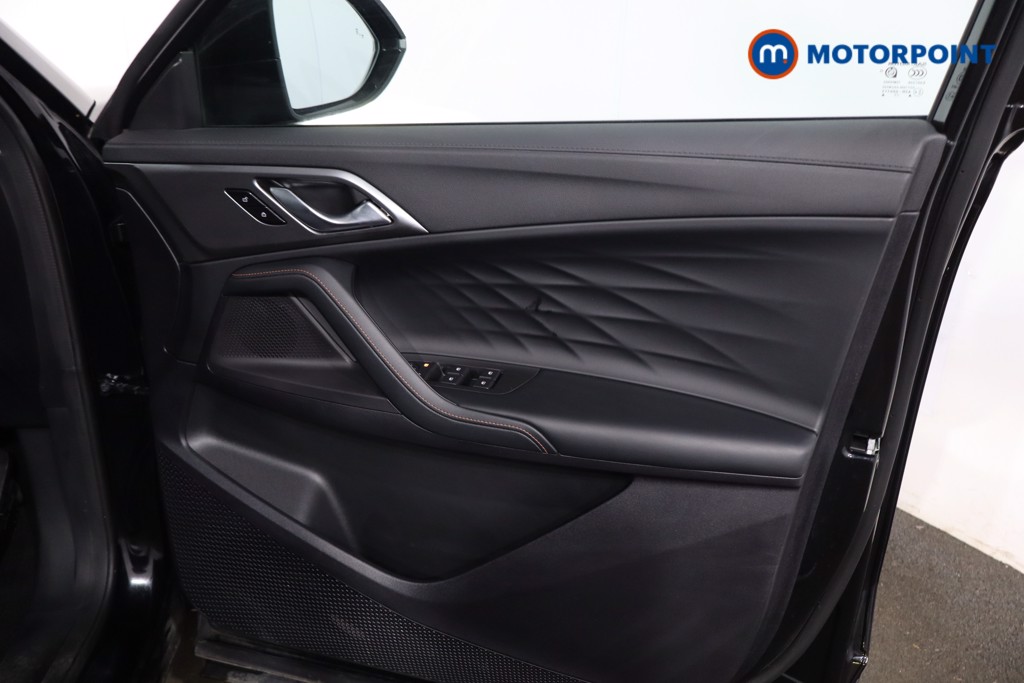 Mg Motor Uk HS Trophy Automatic Petrol-Electric Hybrid SUV - Stock Number (1640053) - 23rd supplementary image