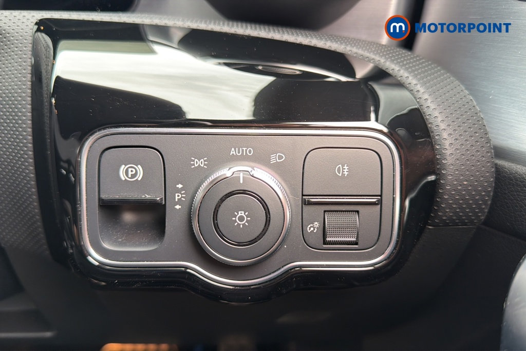 Mercedes-Benz CLA Amg Line Automatic Petrol Estate - Stock Number (1640147) - 11th supplementary image