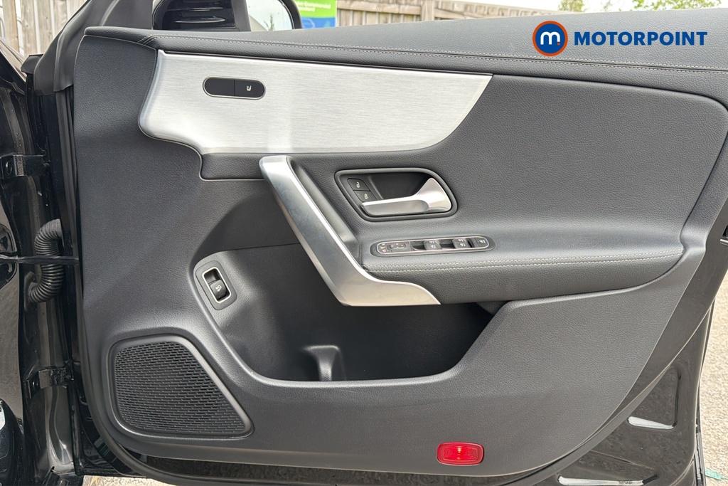 Mercedes-Benz CLA Amg Line Automatic Petrol Estate - Stock Number (1640147) - 18th supplementary image