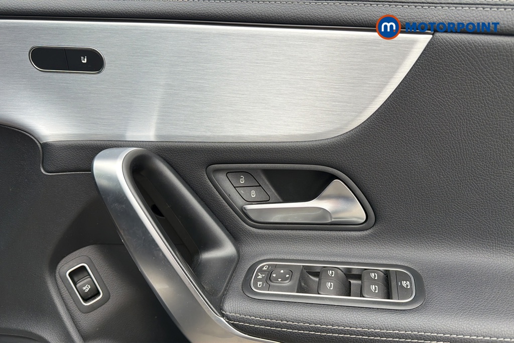Mercedes-Benz CLA Amg Line Automatic Petrol Estate - Stock Number (1640147) - 19th supplementary image