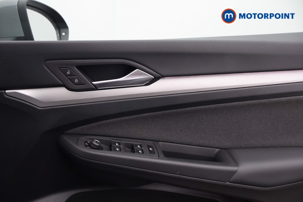 Volkswagen Golf Match Automatic Petrol Hatchback - Stock Number (1640195) - 9th supplementary image