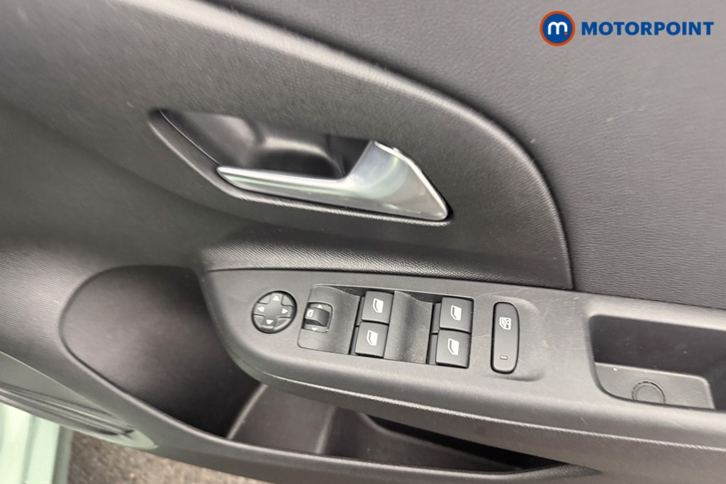 Vauxhall Corsa YES Manual Petrol Hatchback - Stock Number (1640282) - 9th supplementary image
