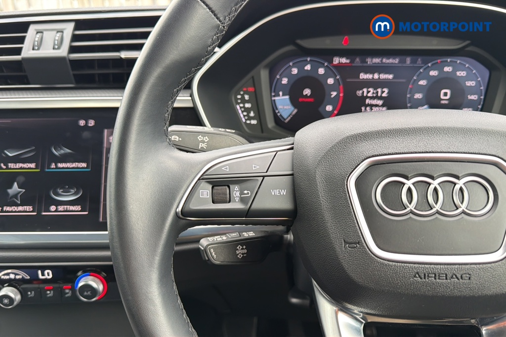 Audi Q3 Technik Manual Petrol SUV - Stock Number (1640399) - 4th supplementary image