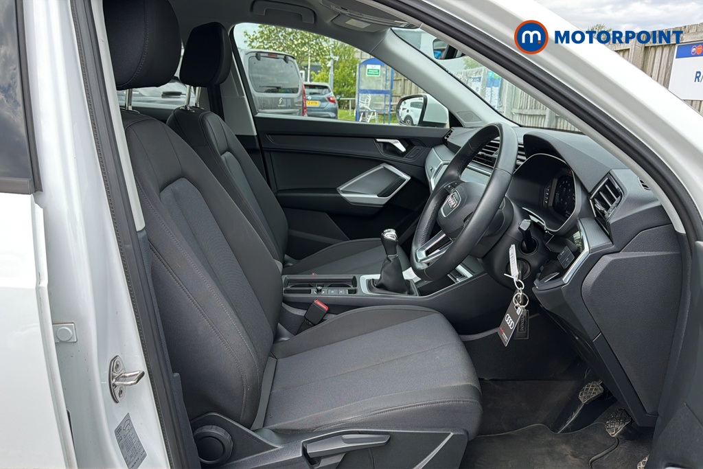 Audi Q3 Technik Manual Petrol SUV - Stock Number (1640399) - 22nd supplementary image