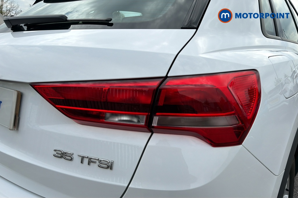 Audi Q3 Technik Manual Petrol SUV - Stock Number (1640399) - 36th supplementary image