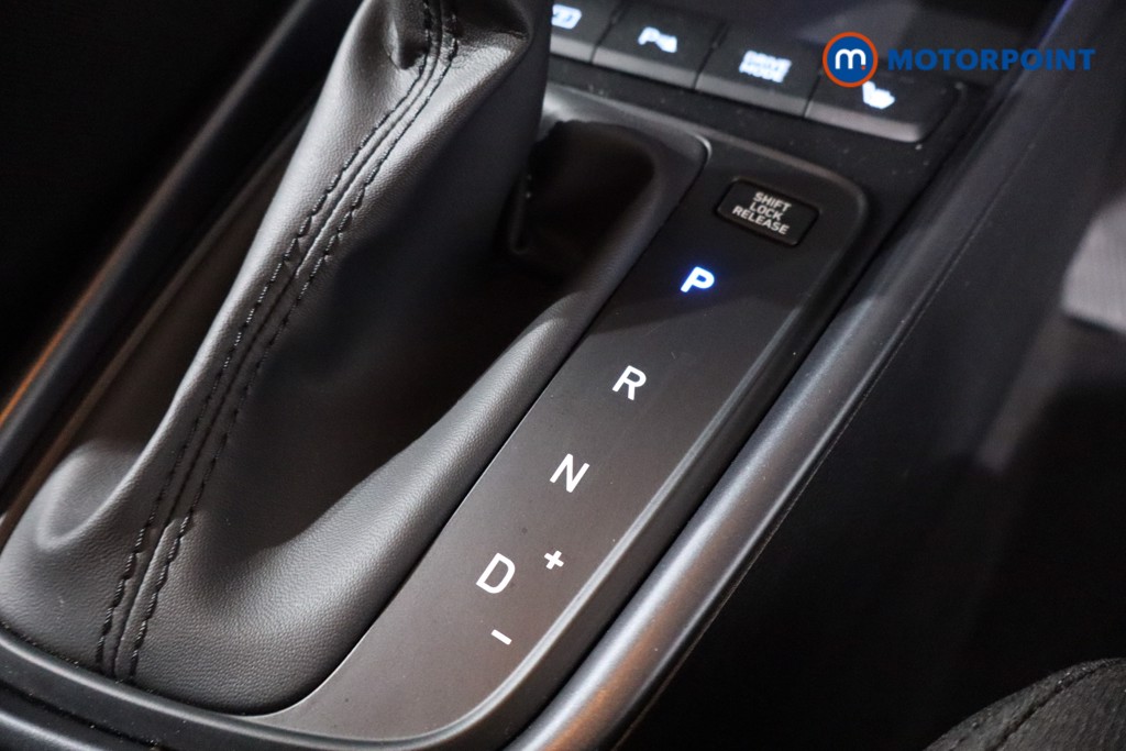 Hyundai I20 Premium Automatic Petrol Hatchback - Stock Number (1640455) - 19th supplementary image
