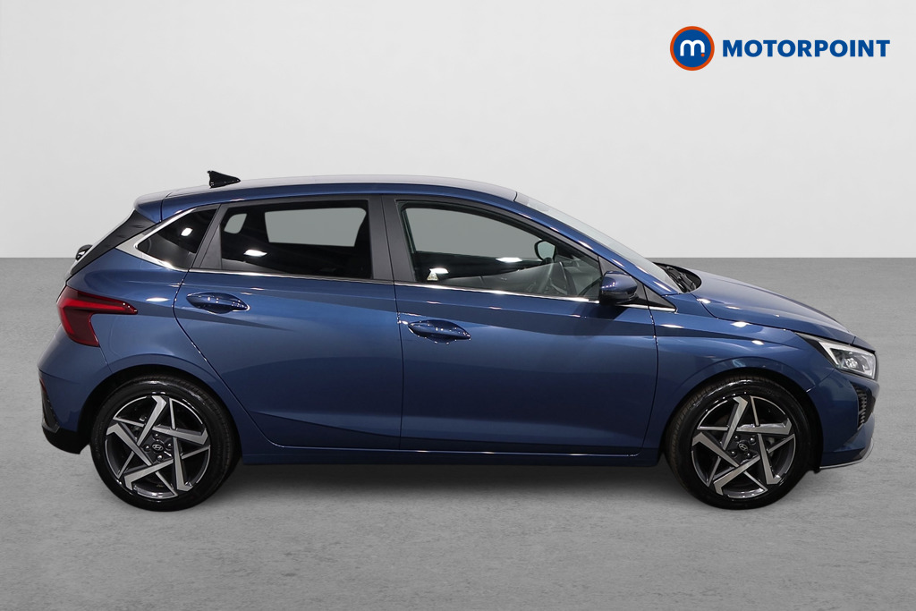 Hyundai I20 Premium Automatic Petrol Hatchback - Stock Number (1640455) - Drivers side