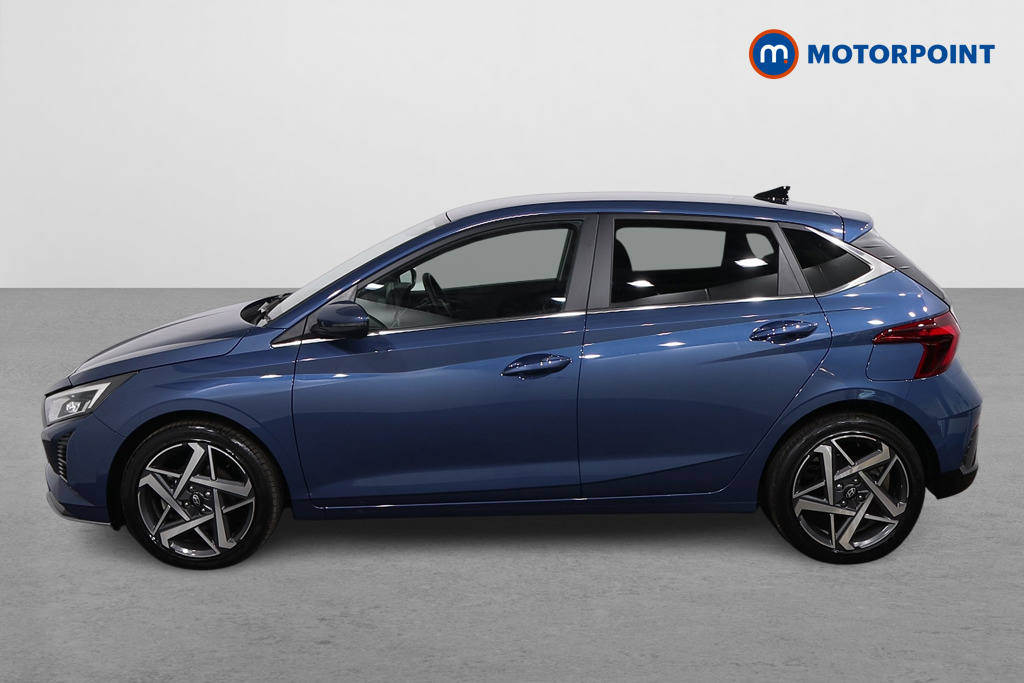 Hyundai I20 Premium Automatic Petrol Hatchback - Stock Number (1640455) - Passenger side