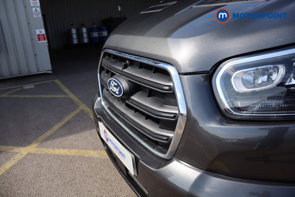 Ford Transit Limited Automatic Diesel Medium Roof Van - Stock Number (1614856) - 24th supplementary image