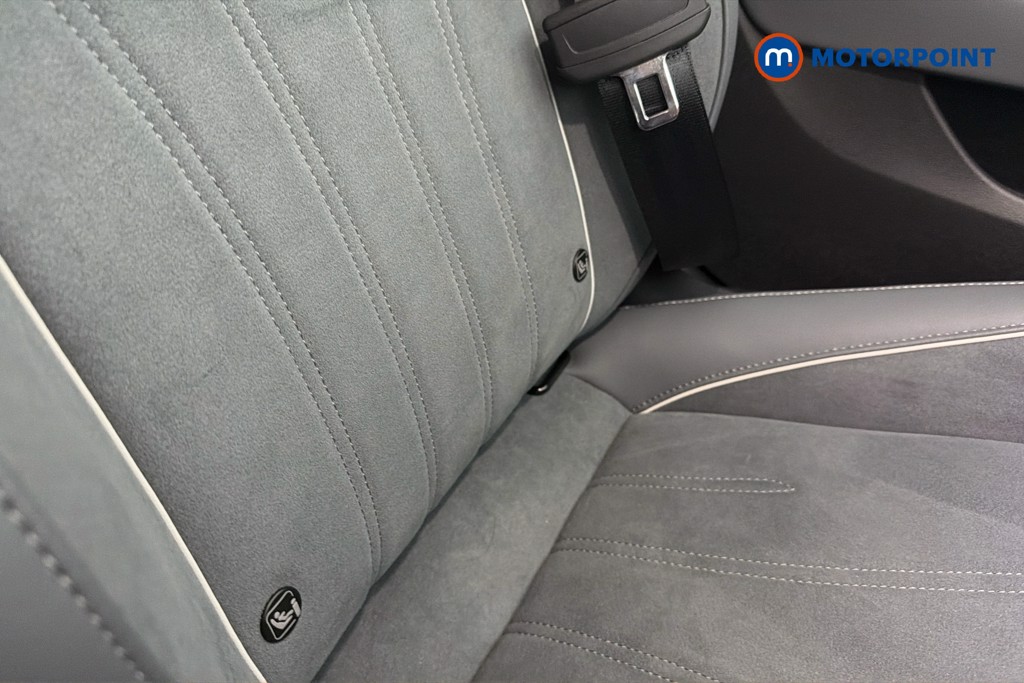 Volkswagen Passat Life Automatic Petrol Plug-In Hybrid Estate - Stock Number (1632874) - 24th supplementary image