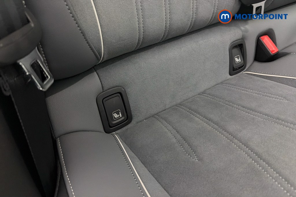 Volkswagen Passat Life Automatic Petrol Plug-In Hybrid Estate - Stock Number (1632874) - 29th supplementary image