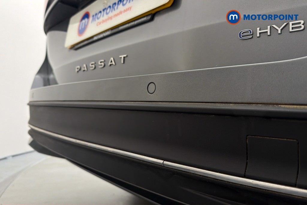 Volkswagen Passat Life Automatic Petrol Plug-In Hybrid Estate - Stock Number (1632874) - 40th supplementary image