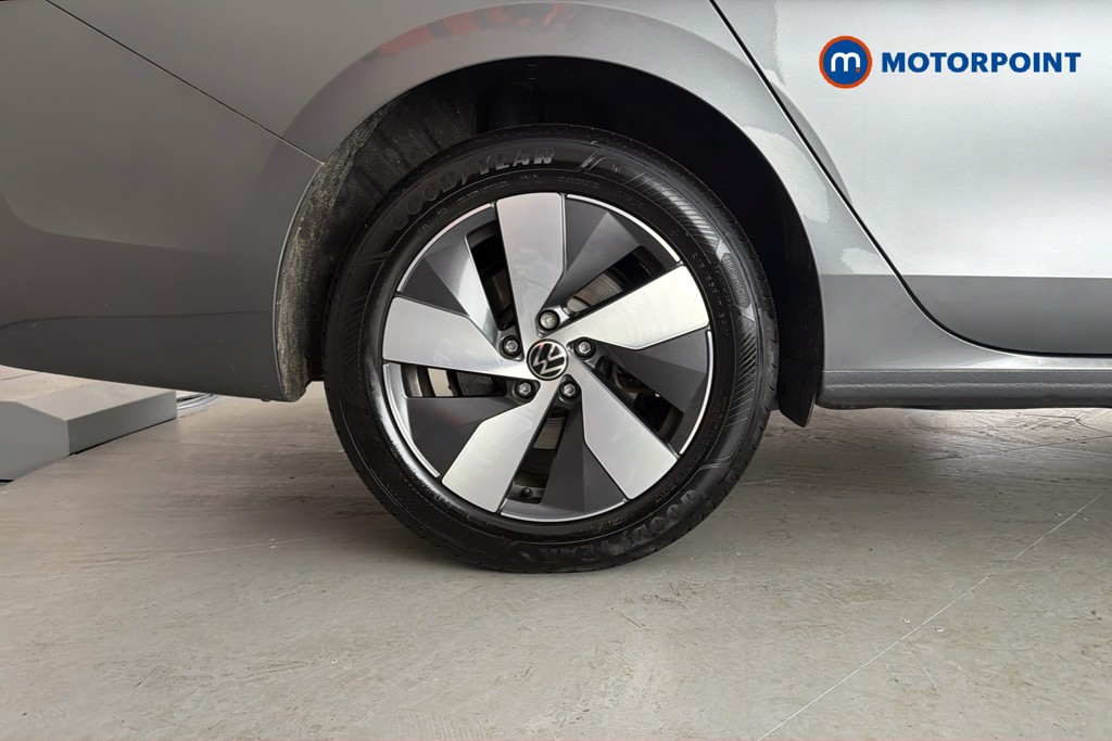Volkswagen Passat Life Automatic Petrol Plug-In Hybrid Estate - Stock Number (1632874) - 49th supplementary image