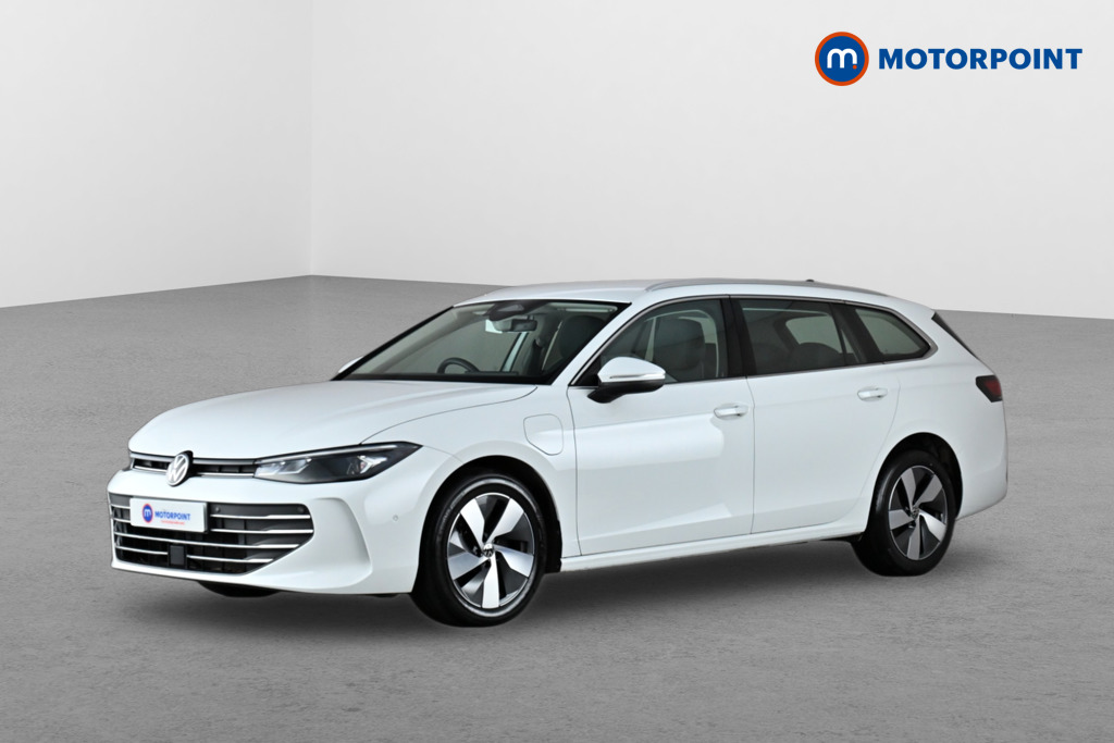 Volkswagen Passat Life Automatic Petrol Plug-In Hybrid Estate - Stock Number (1632938) - Passenger side front corner