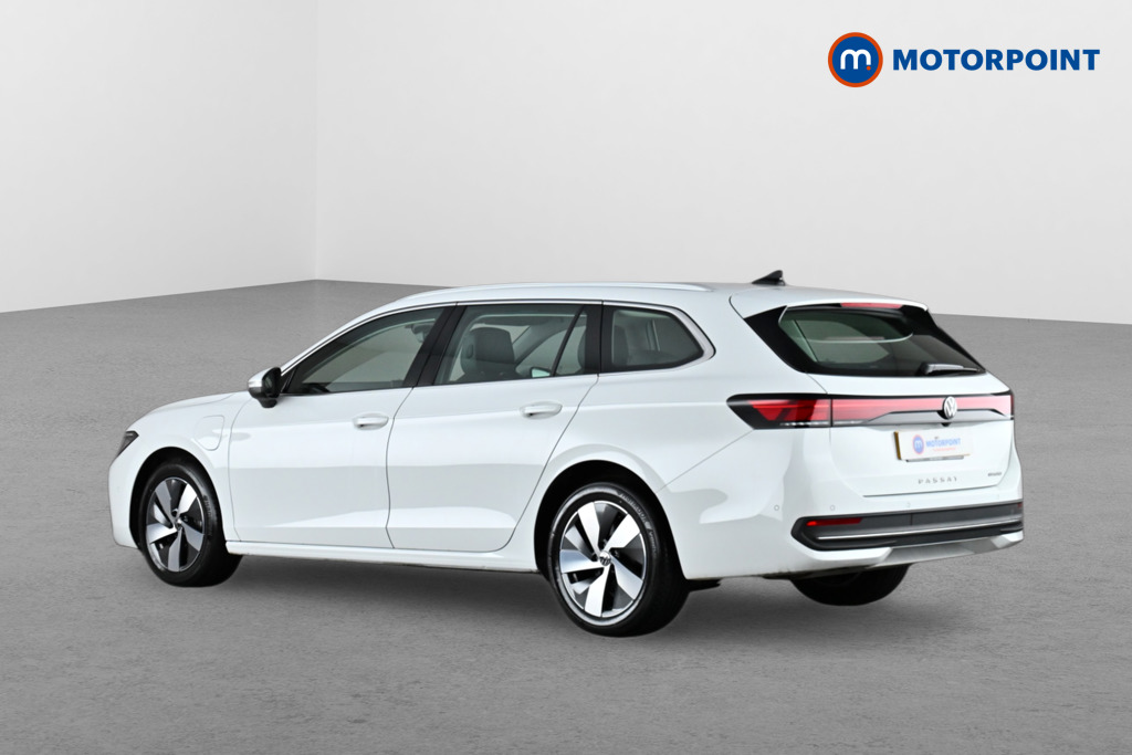 Volkswagen Passat Life Automatic Petrol Plug-In Hybrid Estate - Stock Number (1632938) - Passenger side rear corner