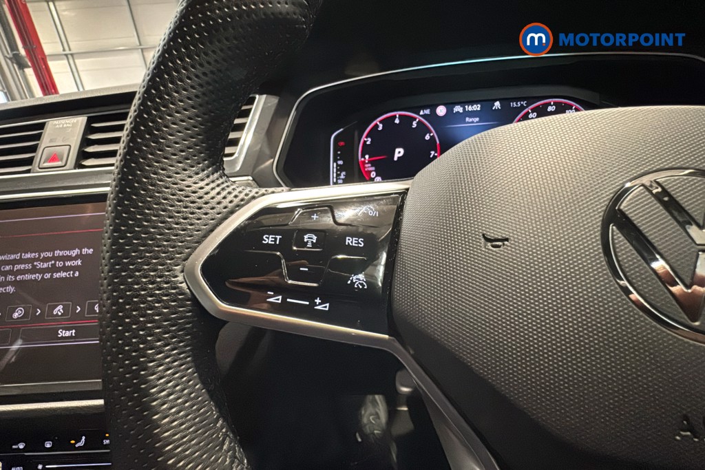 Volkswagen Tiguan R-Line Automatic Petrol SUV - Stock Number (1636438) - 3rd supplementary image