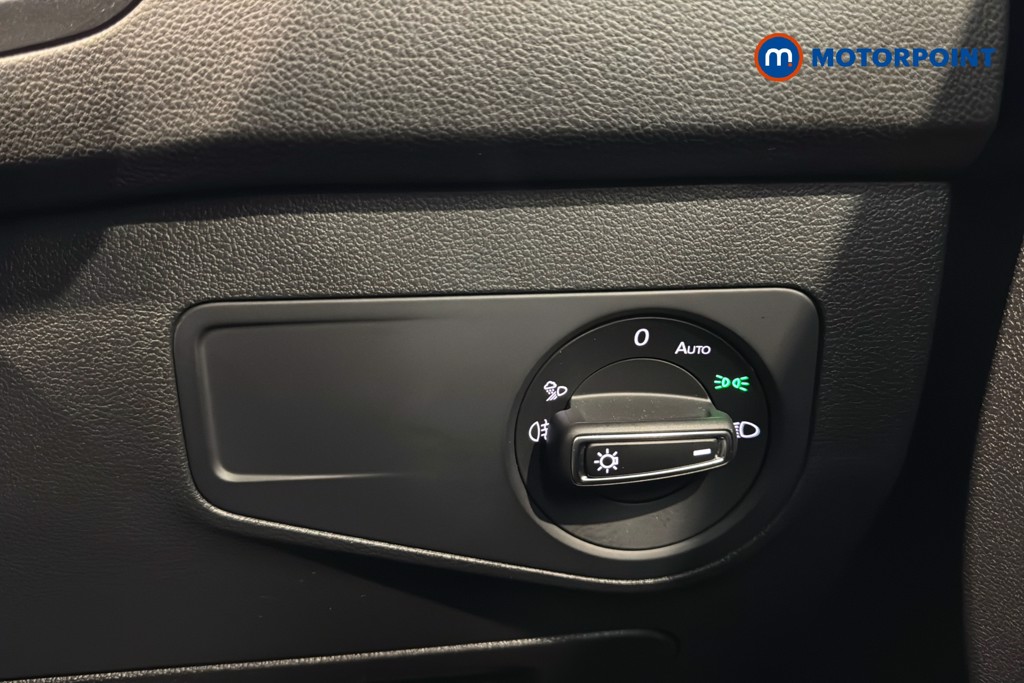 Volkswagen Tiguan R-Line Automatic Petrol SUV - Stock Number (1636438) - 18th supplementary image