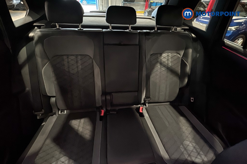 Volkswagen Tiguan R-Line Automatic Petrol SUV - Stock Number (1636438) - 28th supplementary image