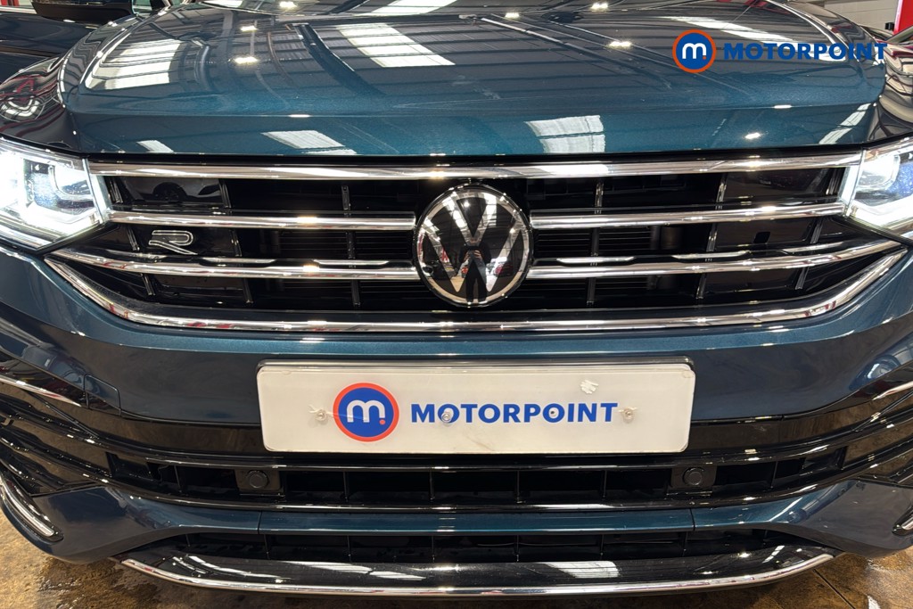 Volkswagen Tiguan R-Line Automatic Petrol SUV - Stock Number (1636438) - 45th supplementary image