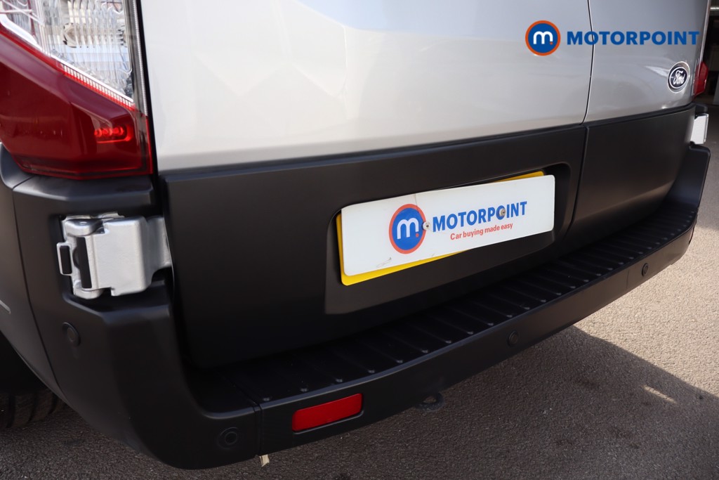 Ford Transit Limited Automatic Diesel Medium Roof Van - Stock Number (1639448) - 31st supplementary image