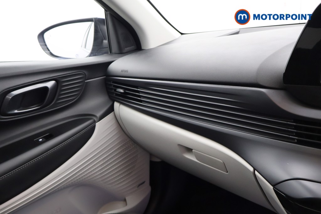 Hyundai I20 Ultimate Manual Petrol Hatchback - Stock Number (1639932) - 9th supplementary image