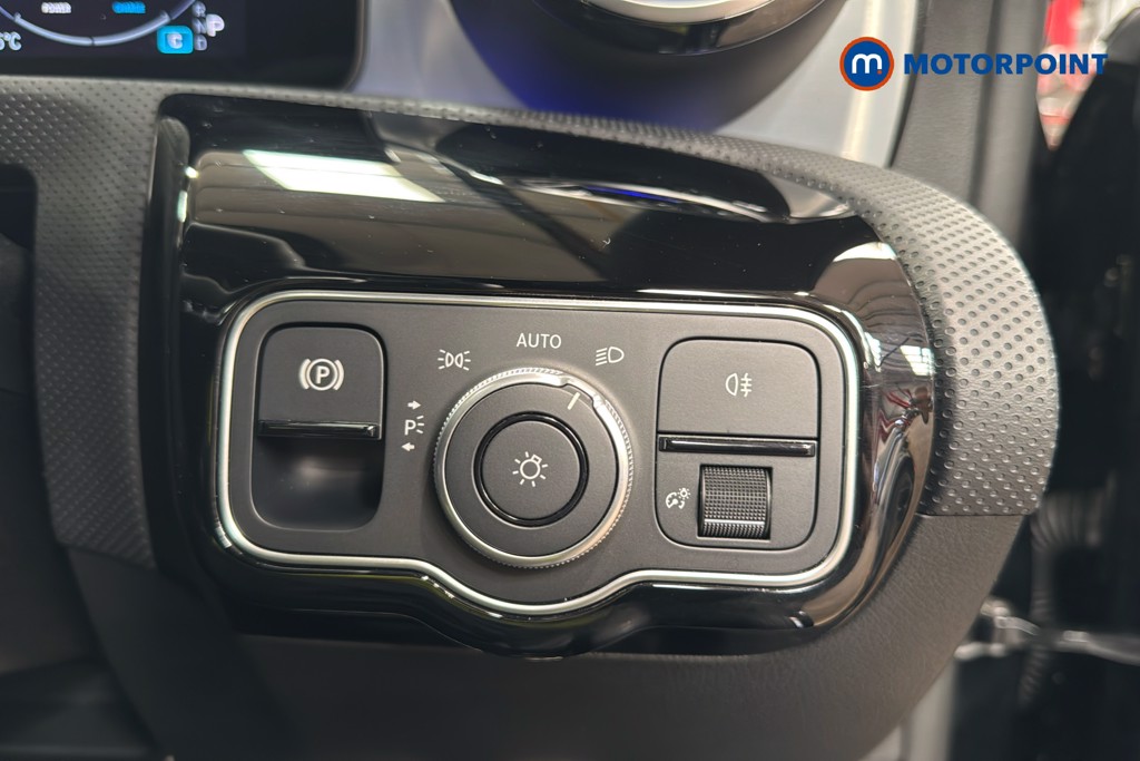 Mercedes-Benz CLA Amg Line Automatic Petrol Coupe - Stock Number (1640110) - 18th supplementary image