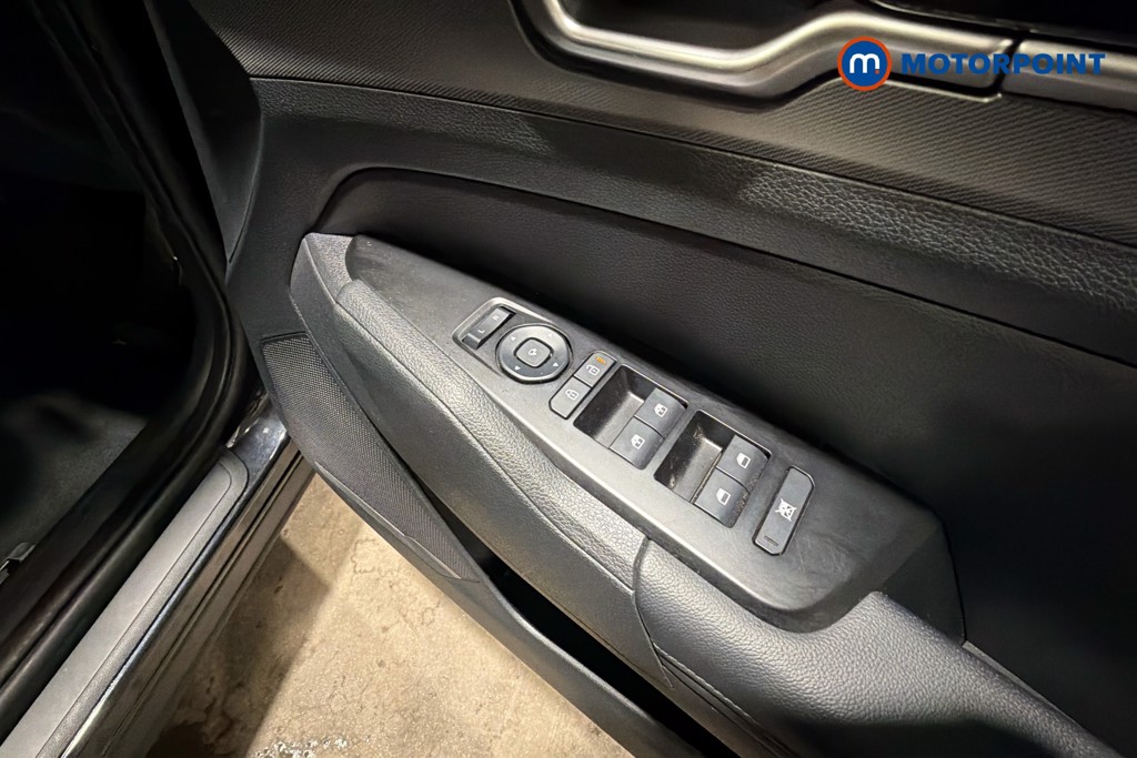 KIA Sportage Pure Automatic Petrol-Electric Hybrid SUV - Stock Number (1602036) - 20th supplementary image