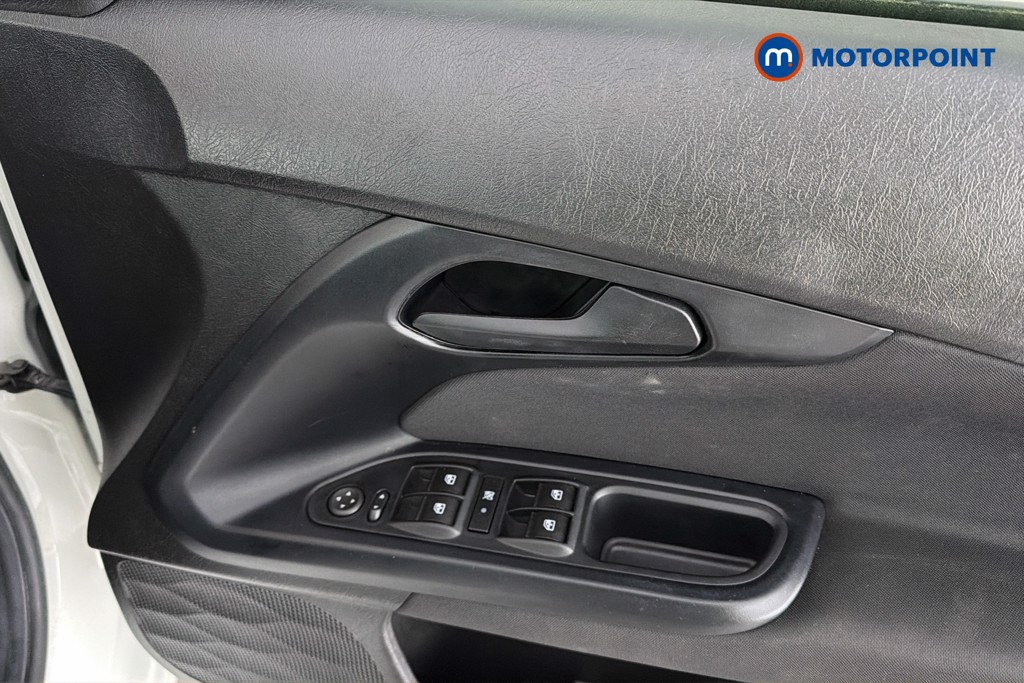 Fiat Tipo 1.0 5Dr Manual Petrol Hatchback - Stock Number (1610294) - 42nd supplementary image