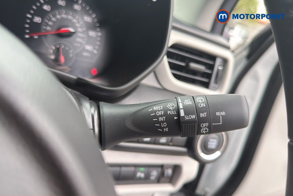 Suzuki Swift Motion Automatic Petrol Hatchback - Stock Number (1619120) - 7th supplementary image
