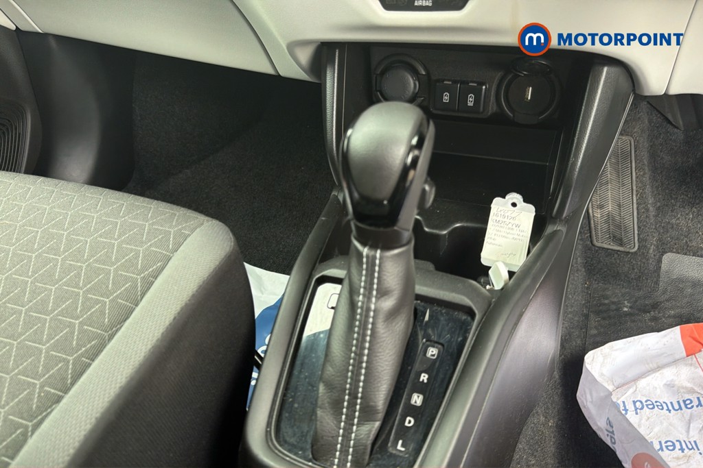 Suzuki Swift Motion Automatic Petrol Hatchback - Stock Number (1619120) - 15th supplementary image