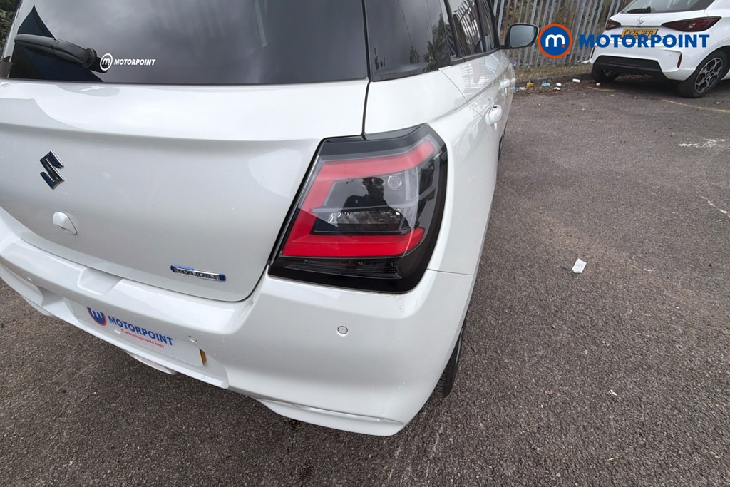 Suzuki Swift Motion Automatic Petrol Hatchback - Stock Number (1619120) - 38th supplementary image