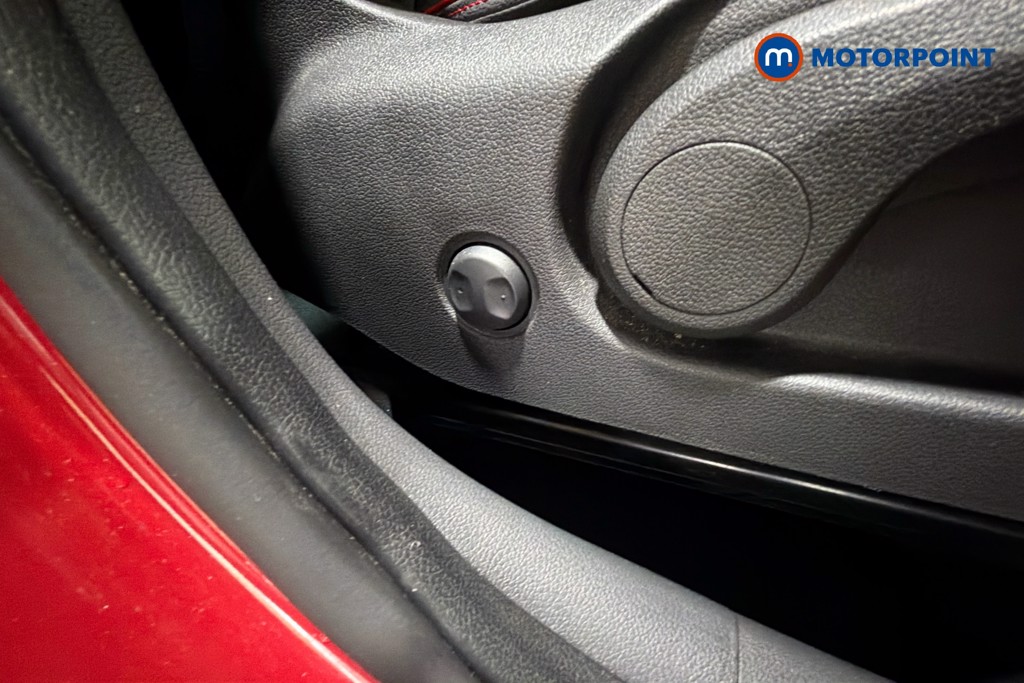 Hyundai Tucson N Line Manual Diesel SUV - Stock Number (1621912) - 25th supplementary image