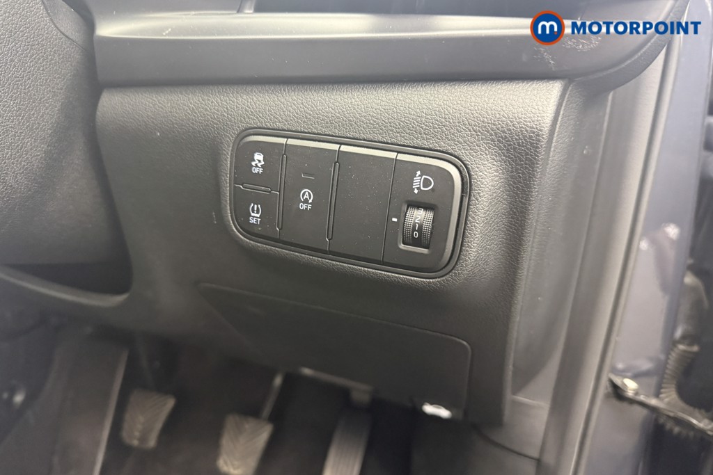 Hyundai I20 Element Manual Petrol Hatchback - Stock Number (1629735) - 4th supplementary image