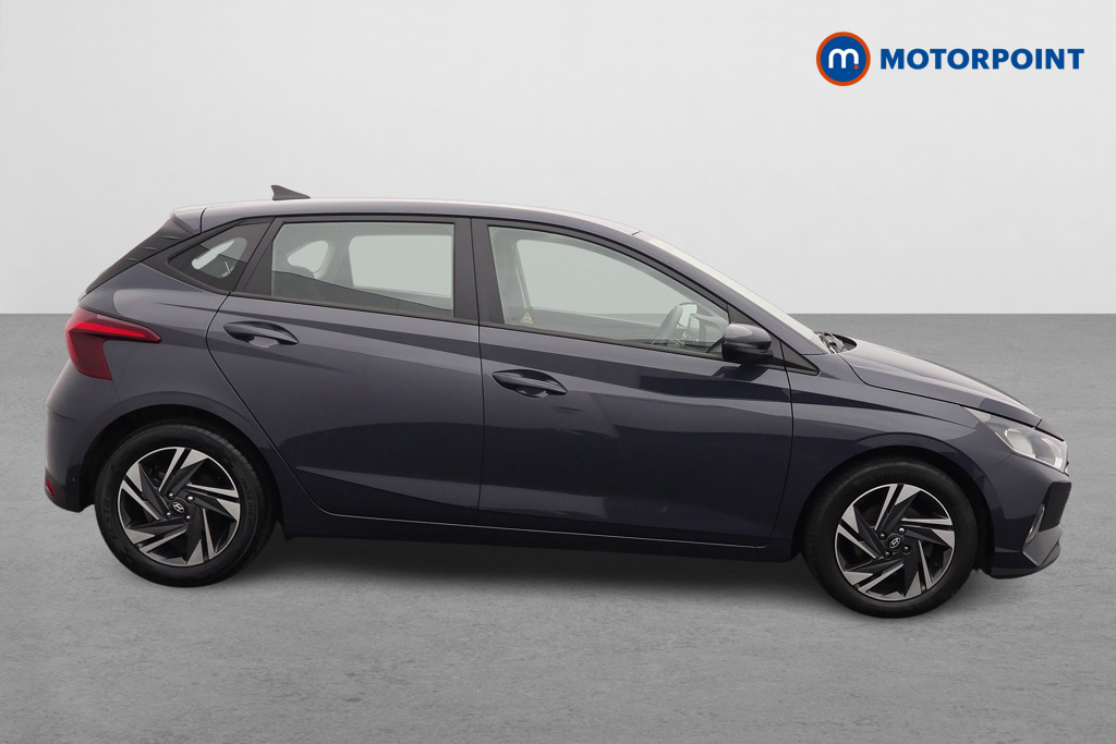 Hyundai I20 Element Manual Petrol Hatchback - Stock Number (1629735) - Drivers side