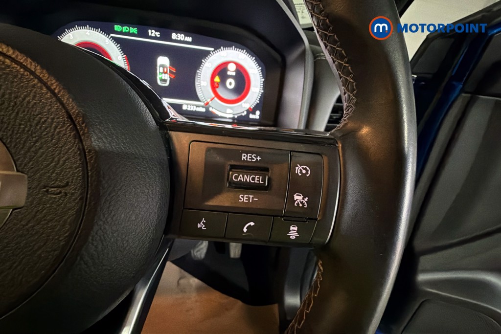 Nissan Qashqai N-Connecta Manual Petrol SUV - Stock Number (1630493) - 4th supplementary image