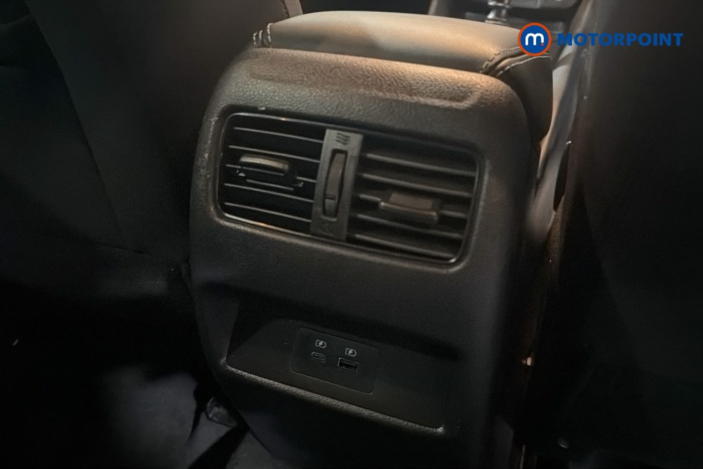 Nissan Qashqai N-Connecta Manual Petrol SUV - Stock Number (1630493) - 30th supplementary image