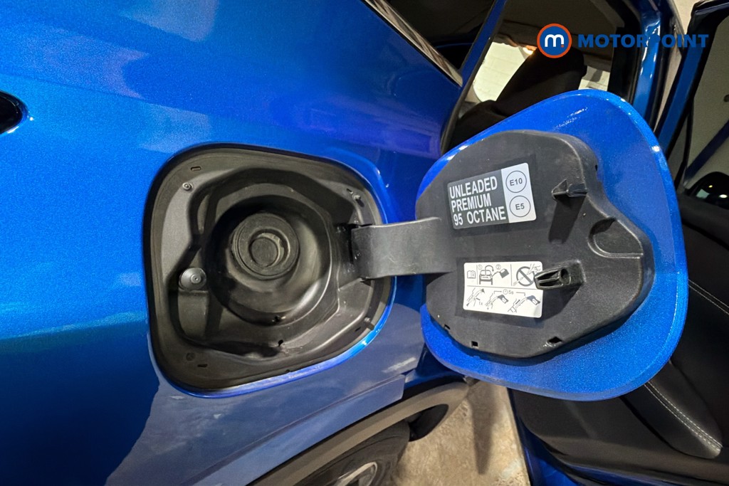 Nissan Qashqai N-Connecta Manual Petrol SUV - Stock Number (1630493) - 41st supplementary image
