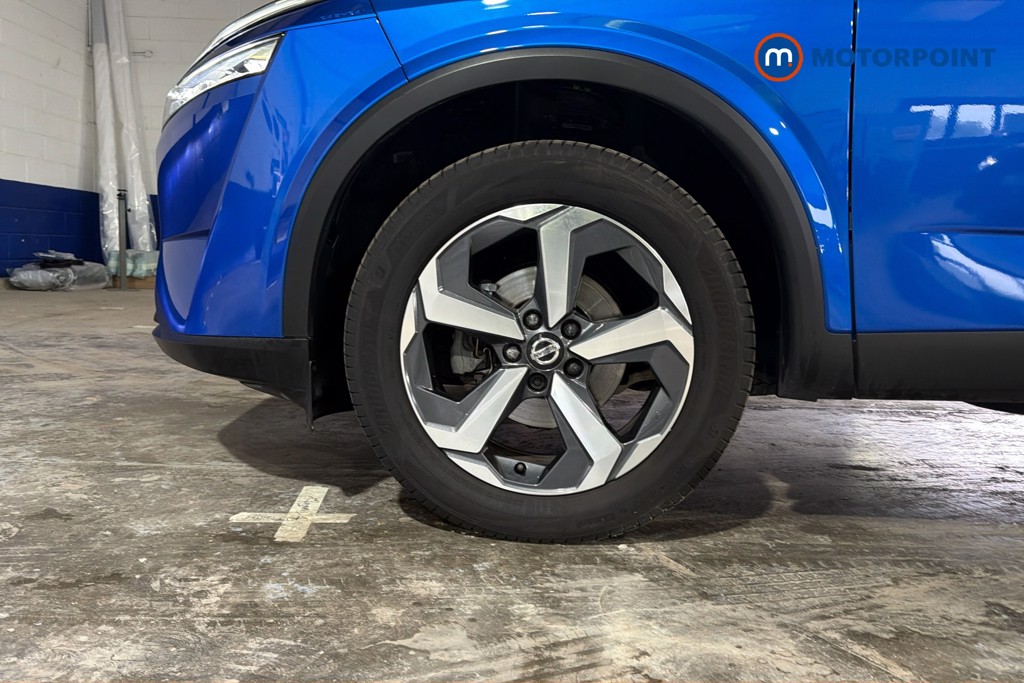 Nissan Qashqai N-Connecta Manual Petrol SUV - Stock Number (1630493) - 47th supplementary image