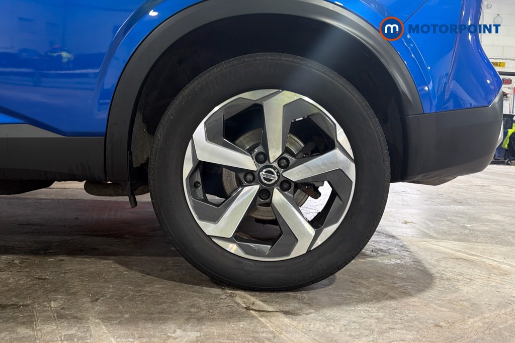 Nissan Qashqai N-Connecta Manual Petrol SUV - Stock Number (1630493) - 48th supplementary image