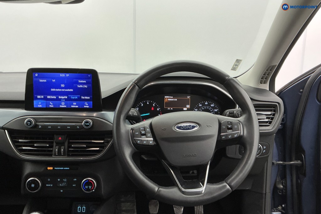 Ford Focus Active Edition Manual Petrol Hatchback - Stock Number (1631341) - 1st supplementary image