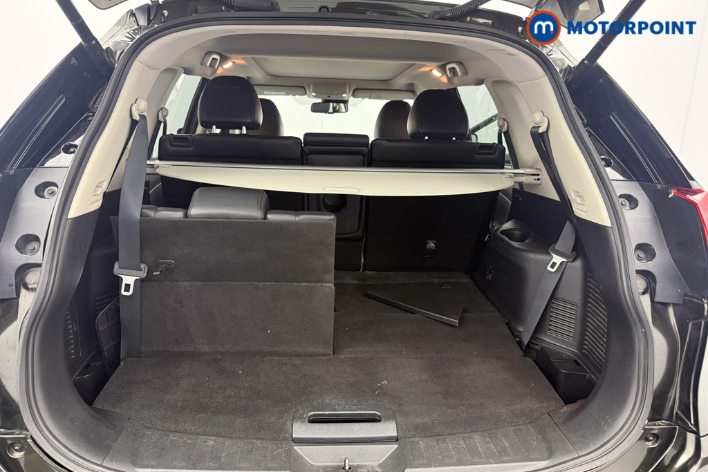 Nissan X-Trail Tekna Manual Diesel SUV - Stock Number (1631350) - 20th supplementary image