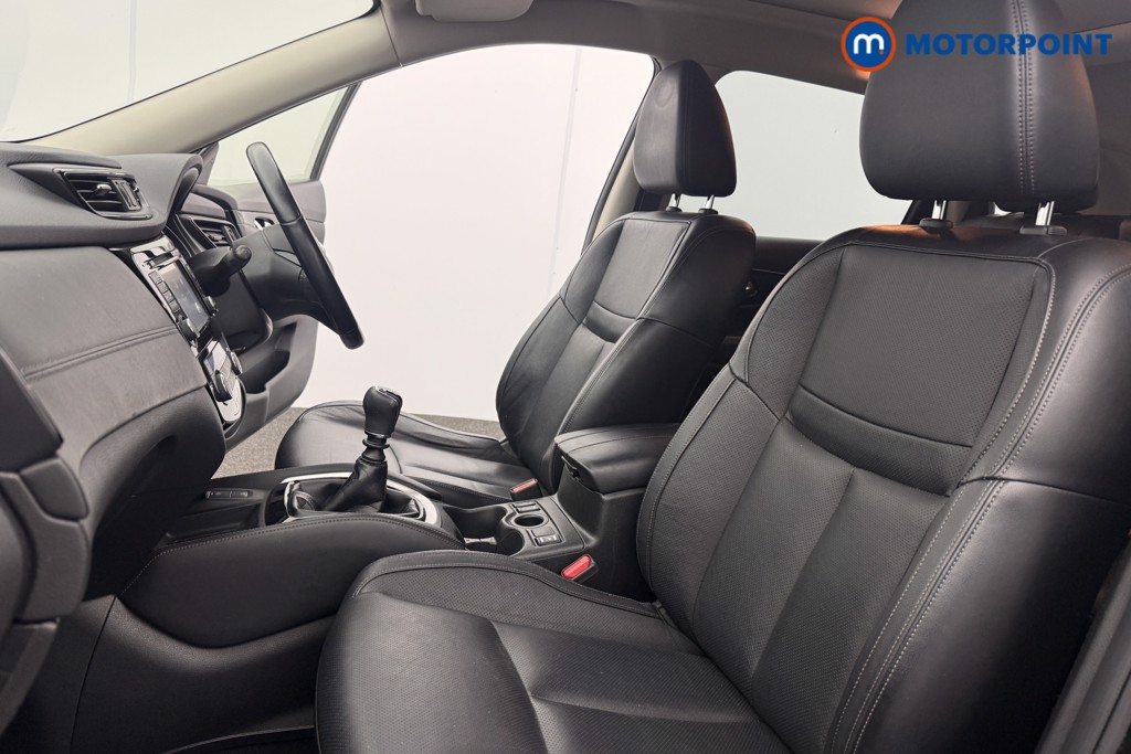 Nissan X-Trail Tekna Manual Diesel SUV - Stock Number (1631350) - 21st supplementary image