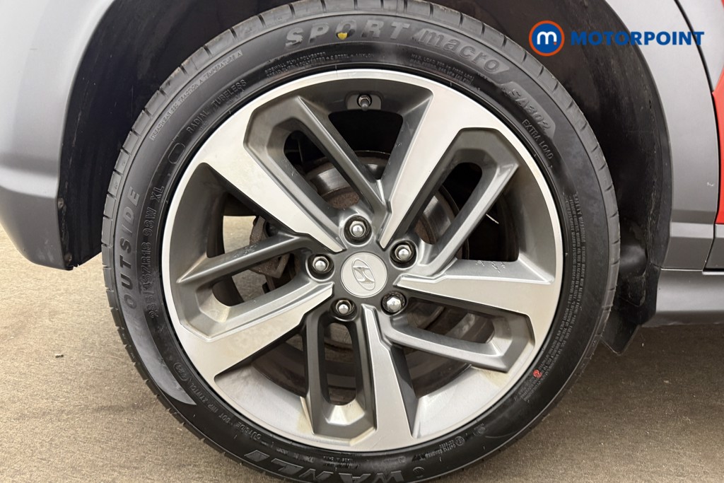 Hyundai Kona Premium Manual Petrol SUV - Stock Number (1631381) - 2nd supplementary image