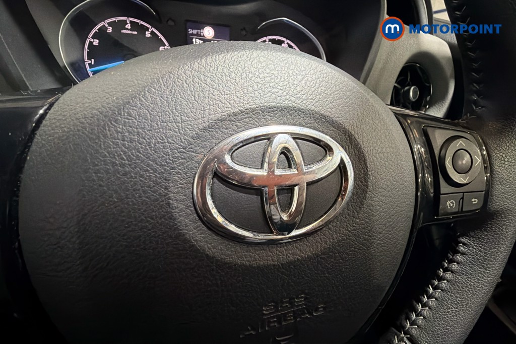 Toyota Yaris Icon Manual Petrol Hatchback - Stock Number (1631797) - 5th supplementary image