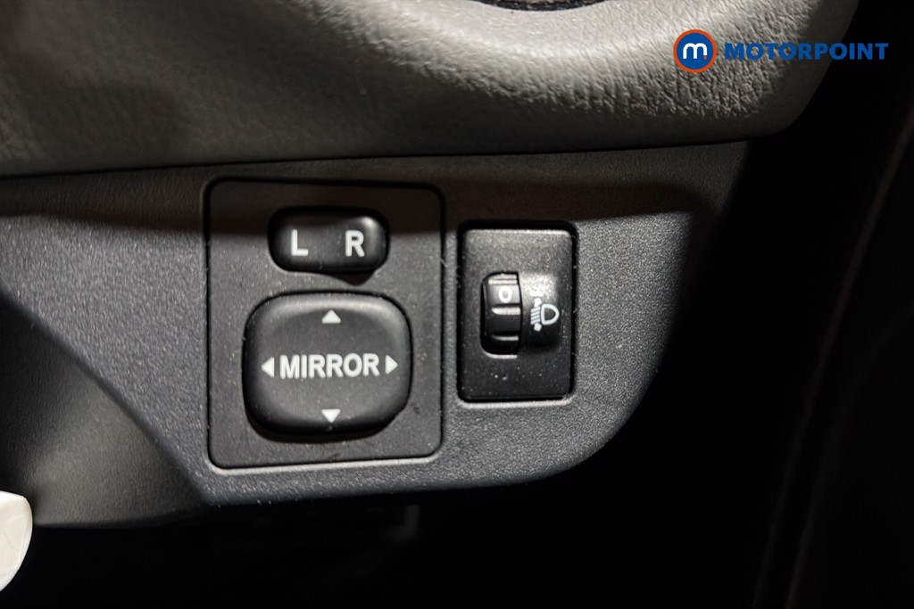 Toyota Yaris Icon Manual Petrol Hatchback - Stock Number (1631797) - 11th supplementary image