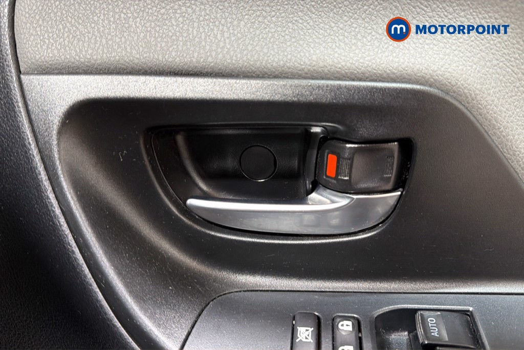 Toyota Yaris Icon Manual Petrol Hatchback - Stock Number (1631797) - 42nd supplementary image