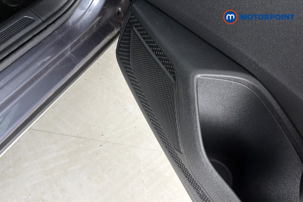 Volkswagen Taigo Life Manual Petrol SUV - Stock Number (1631835) - 21st supplementary image